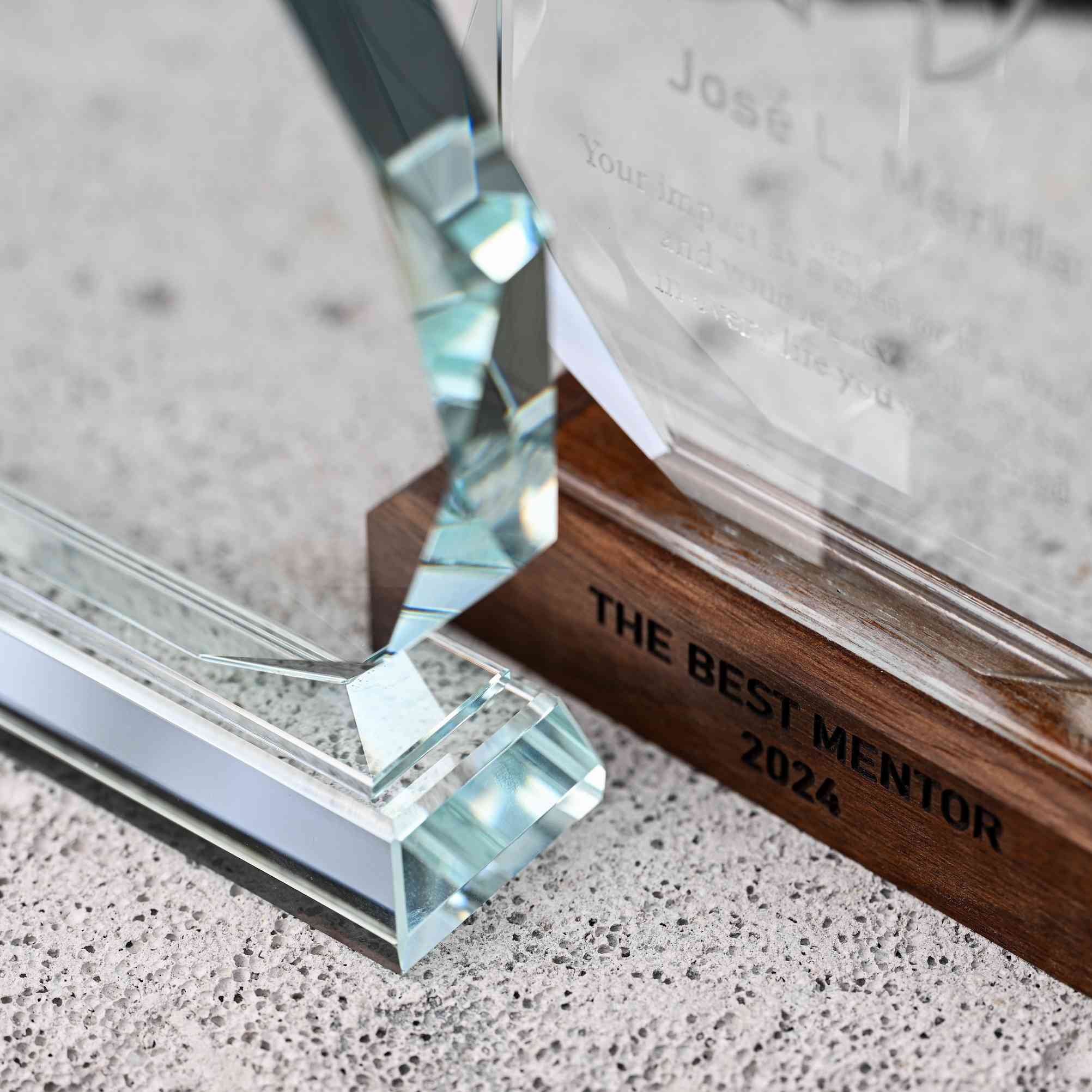 Glass award with glass base v2