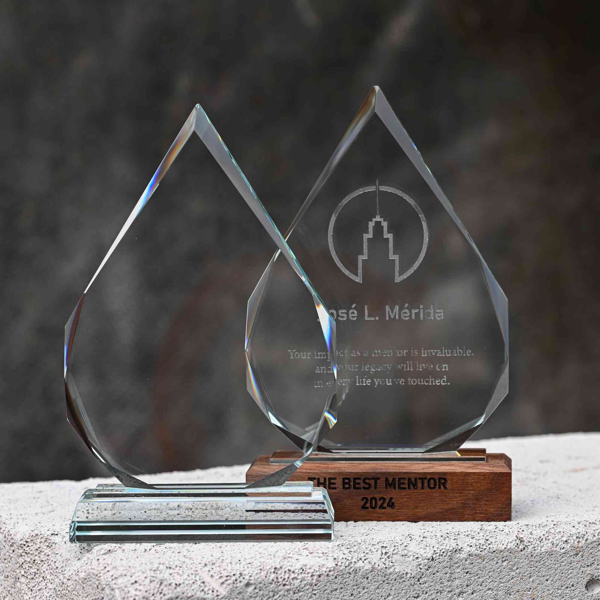 Glass award with glass base v2