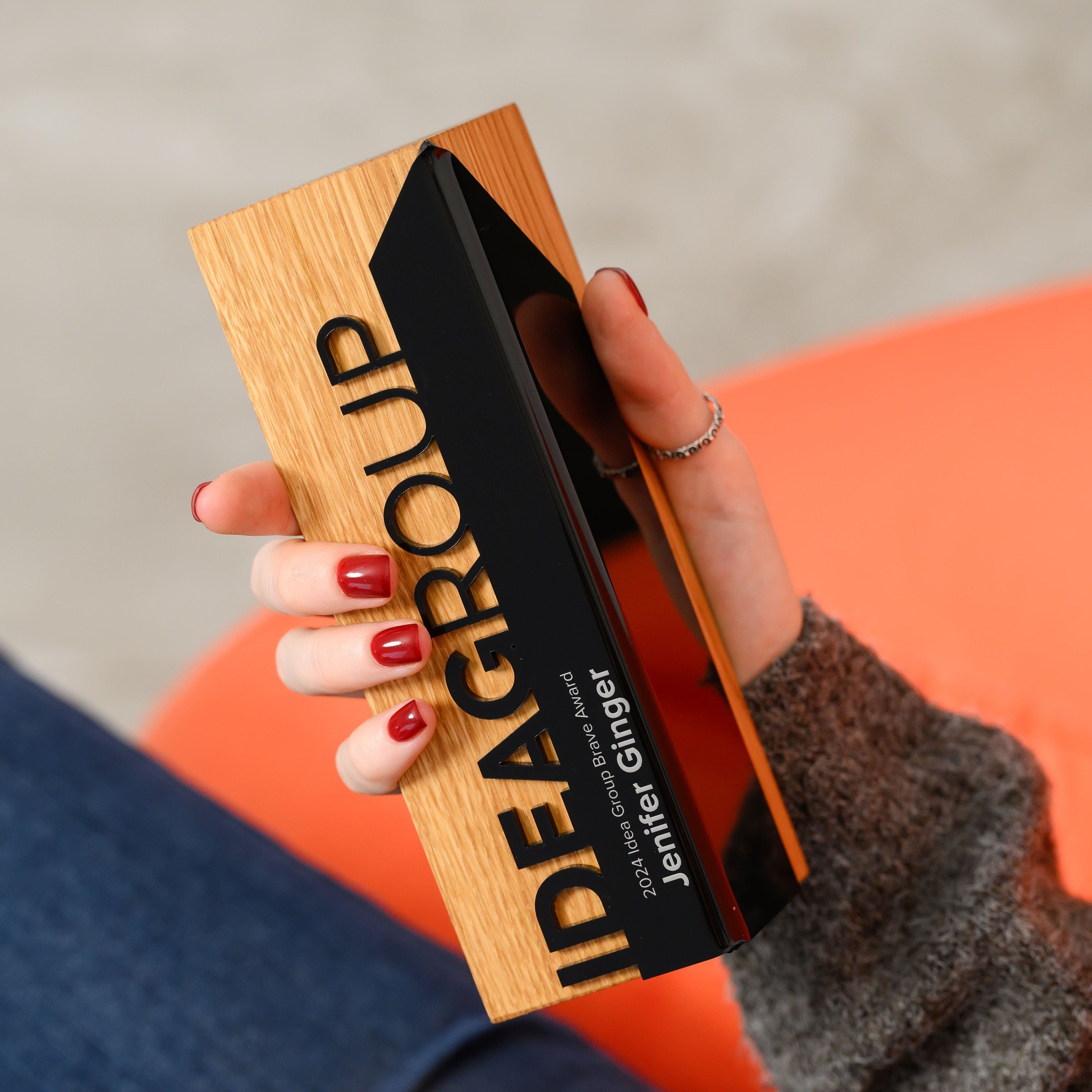 Award with bent acrylic v2