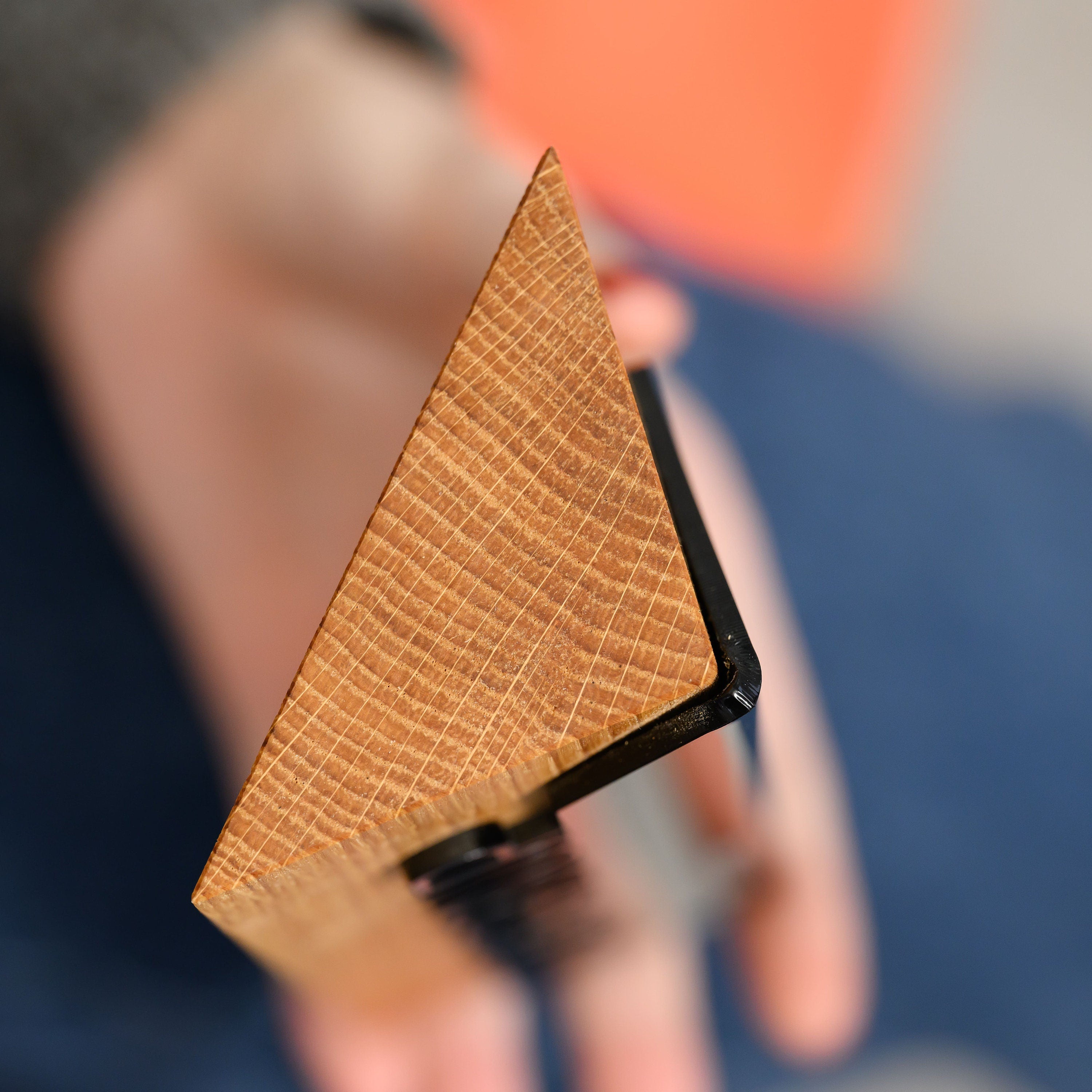 Award with bent acrylic v2
