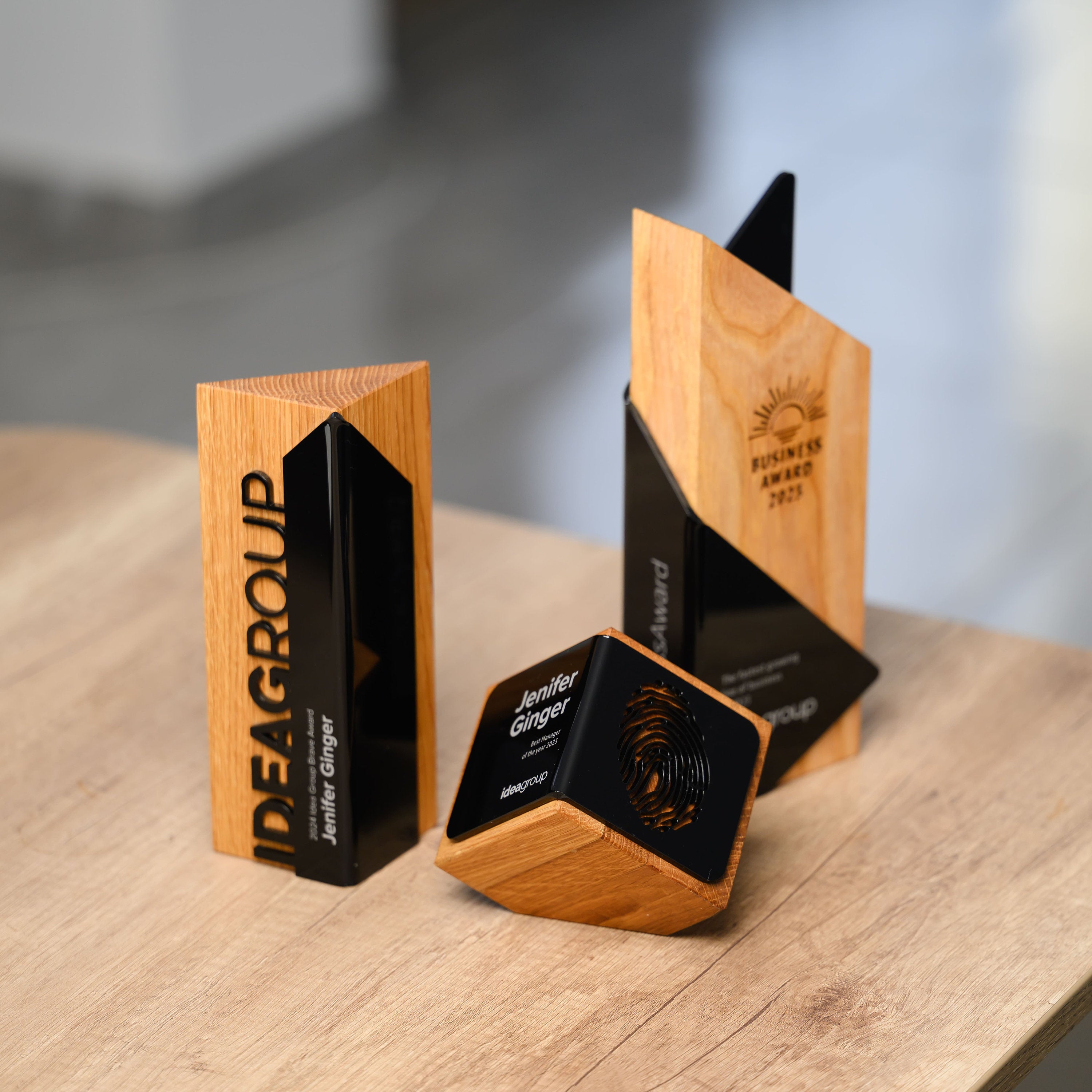 Award with bent acrylic v3