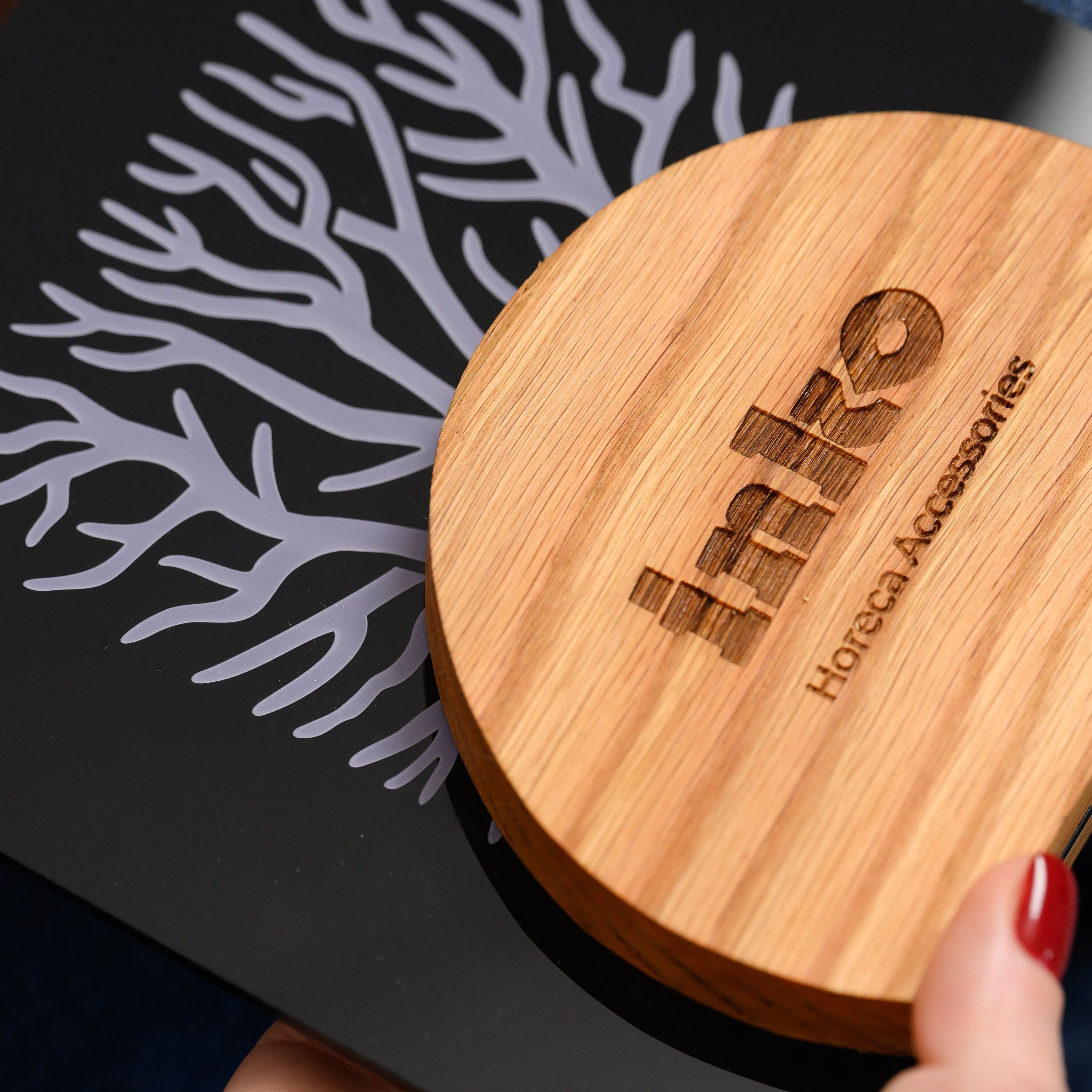 Wooden award with acrylic v32