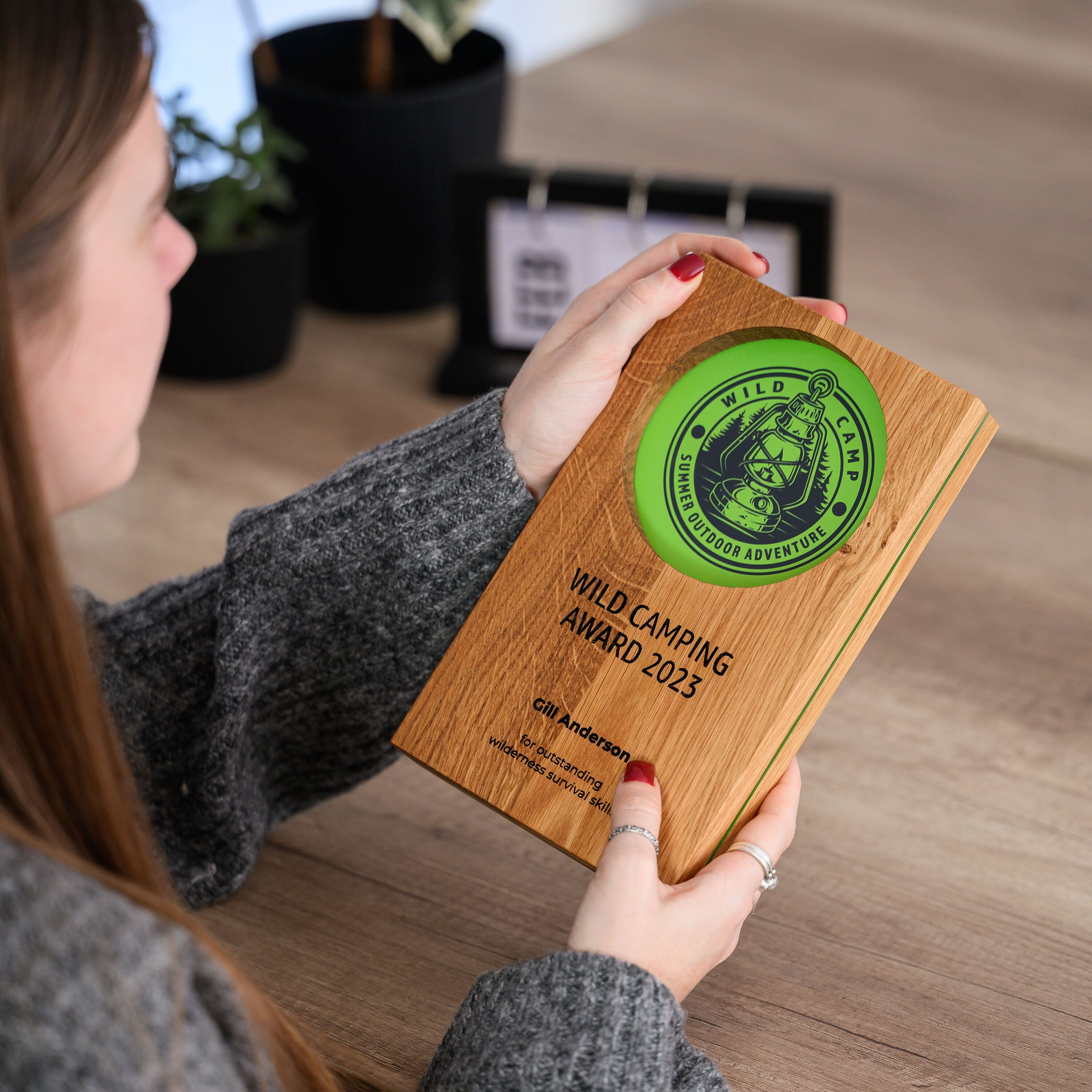 Wooden award with acrylic v14
