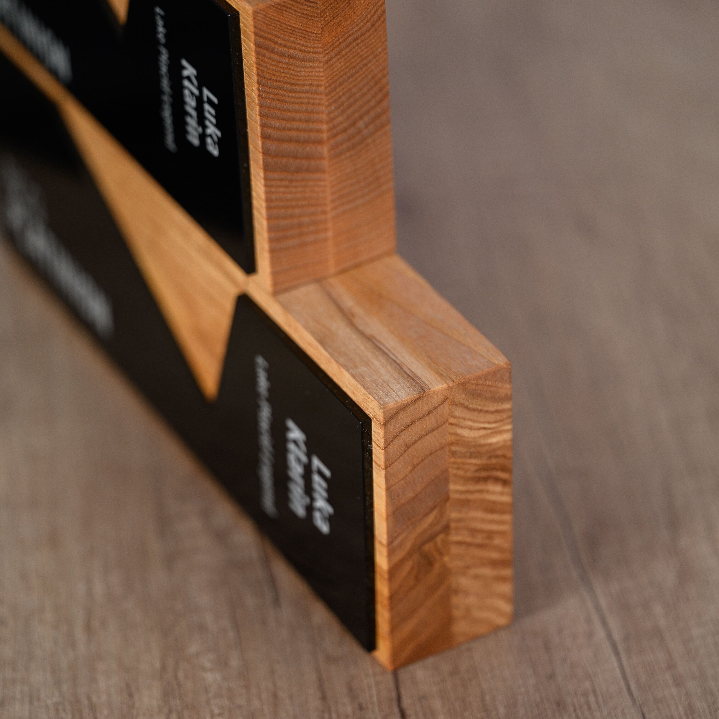 Wooden award with acrylic v16