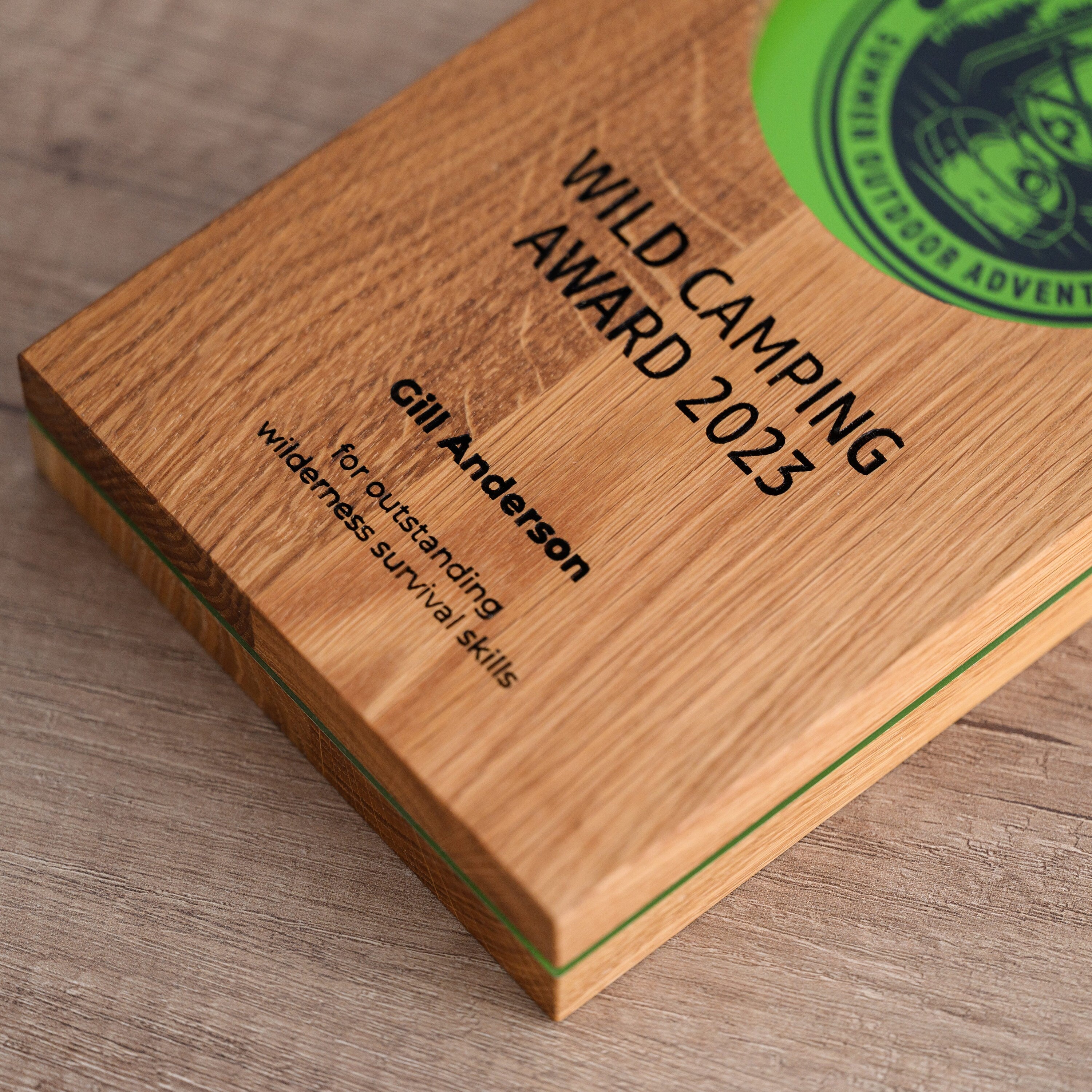 Wooden award with acrylic v14