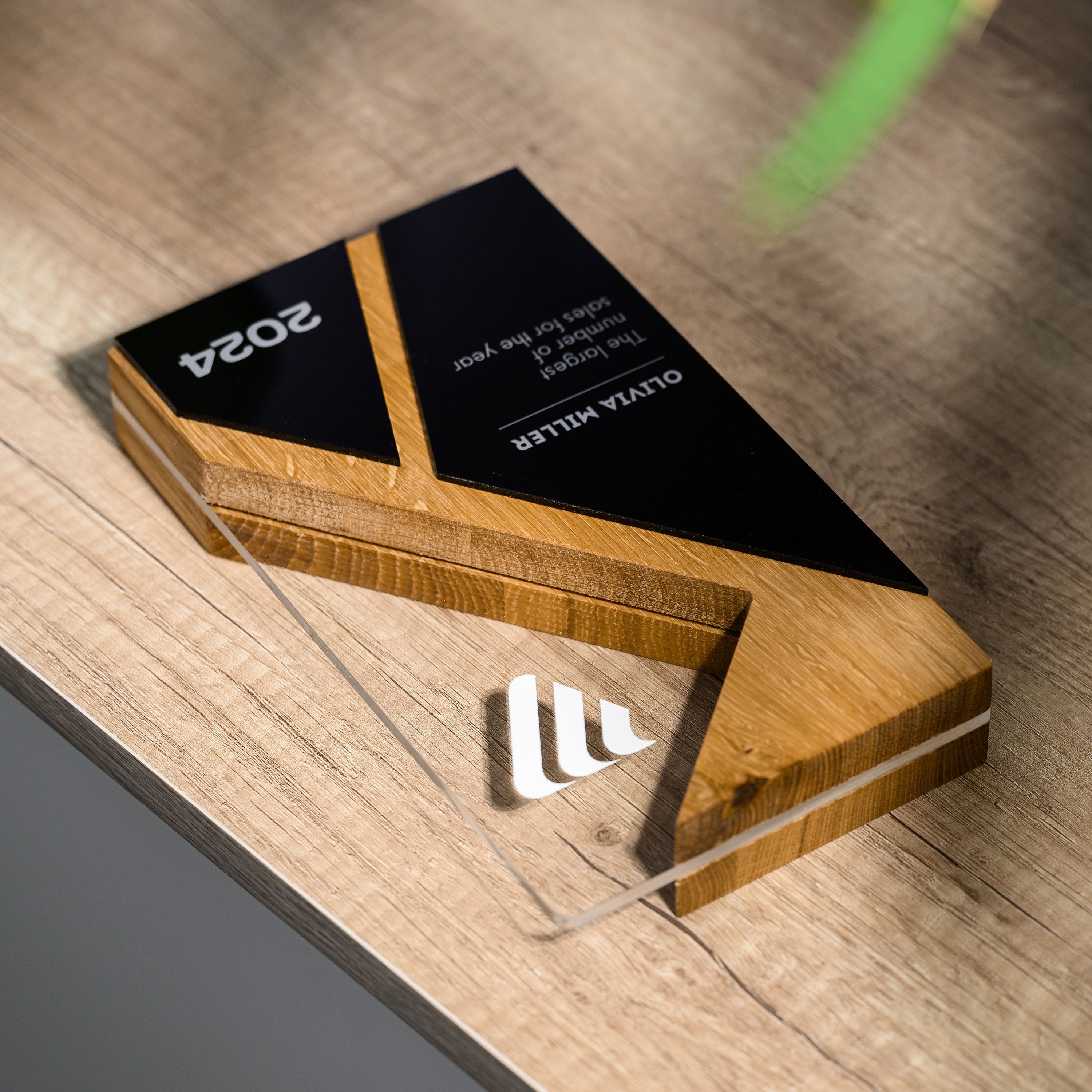 Wooden award with acrylic v20