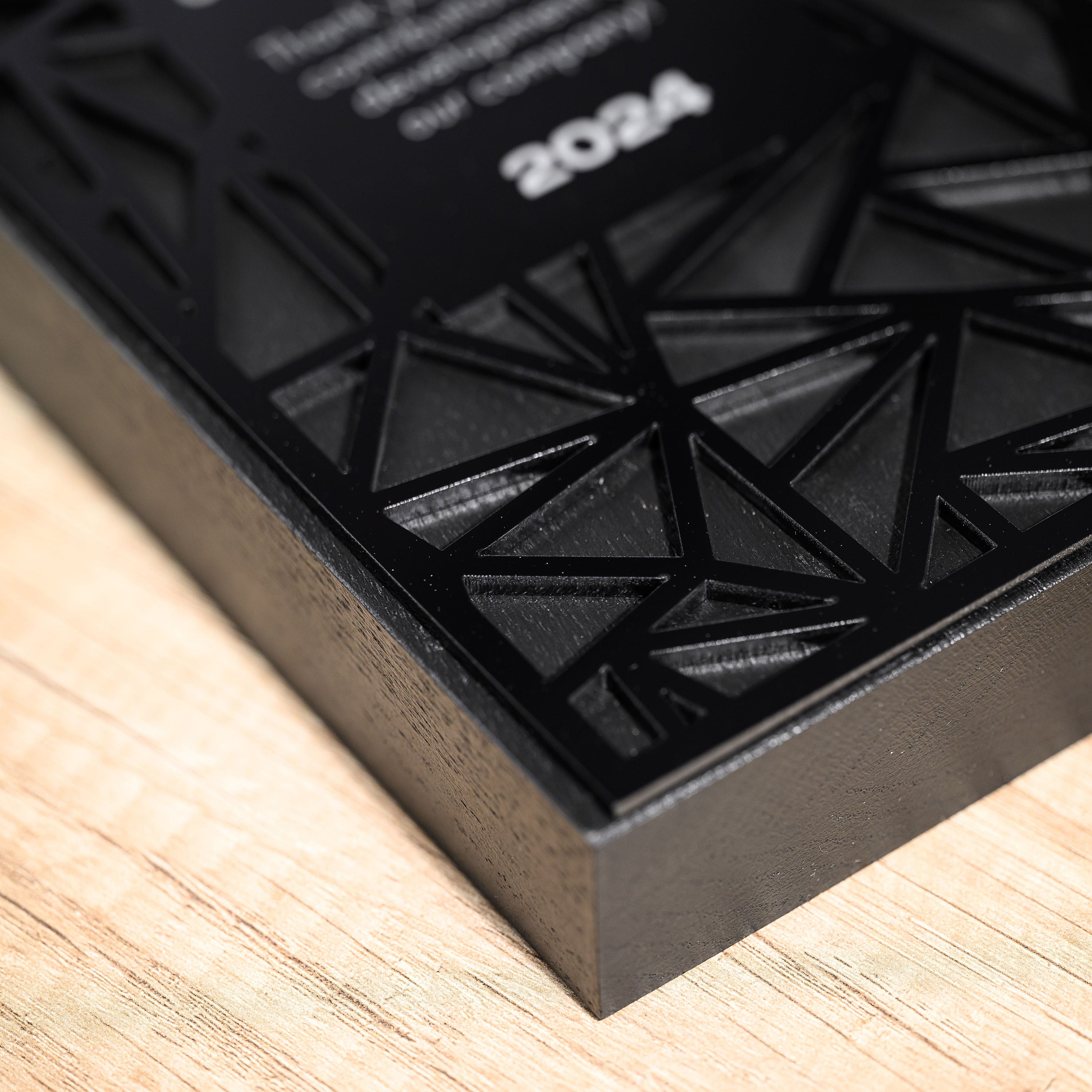 Wooden award with acrylic v25