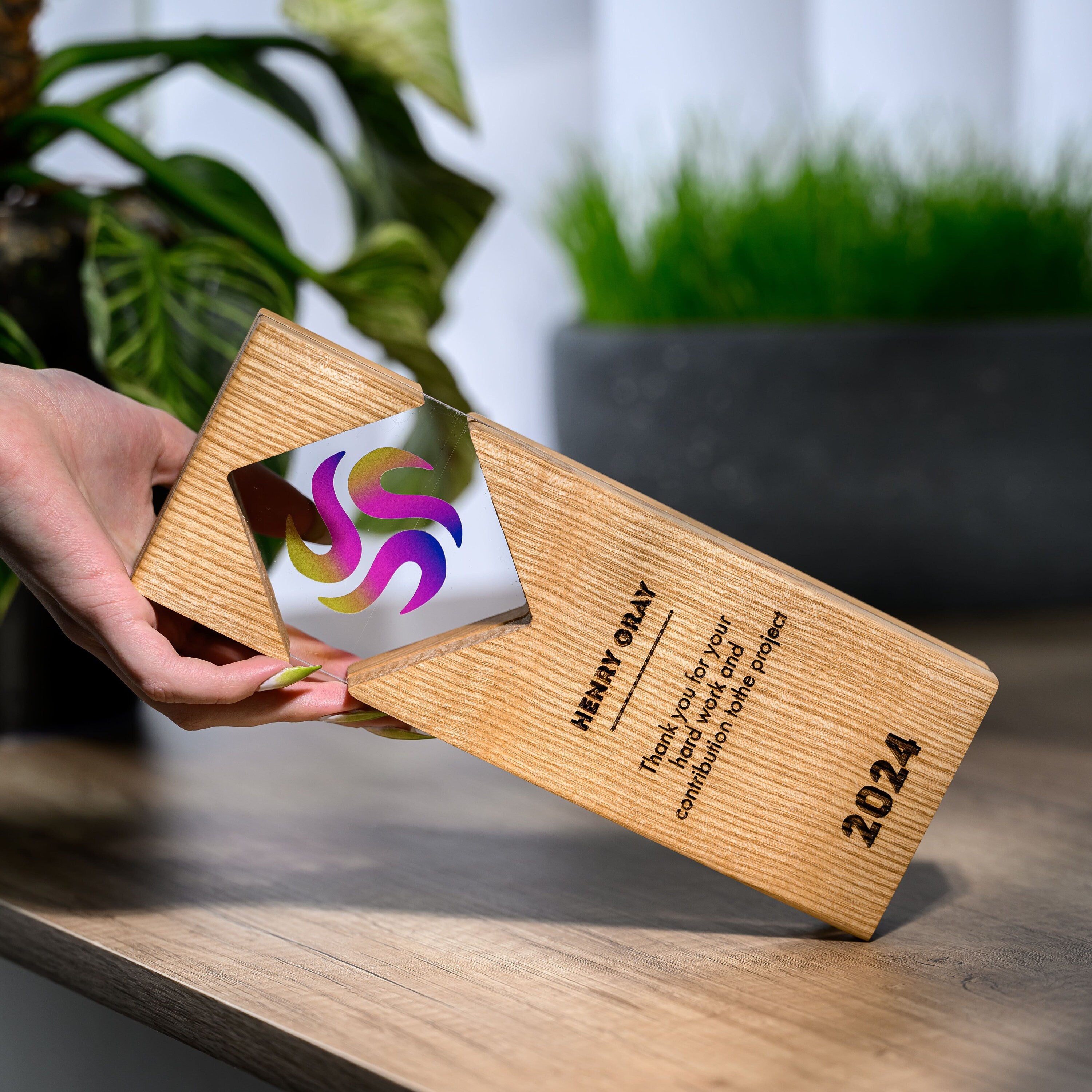 Wooden award with acrylic v26
