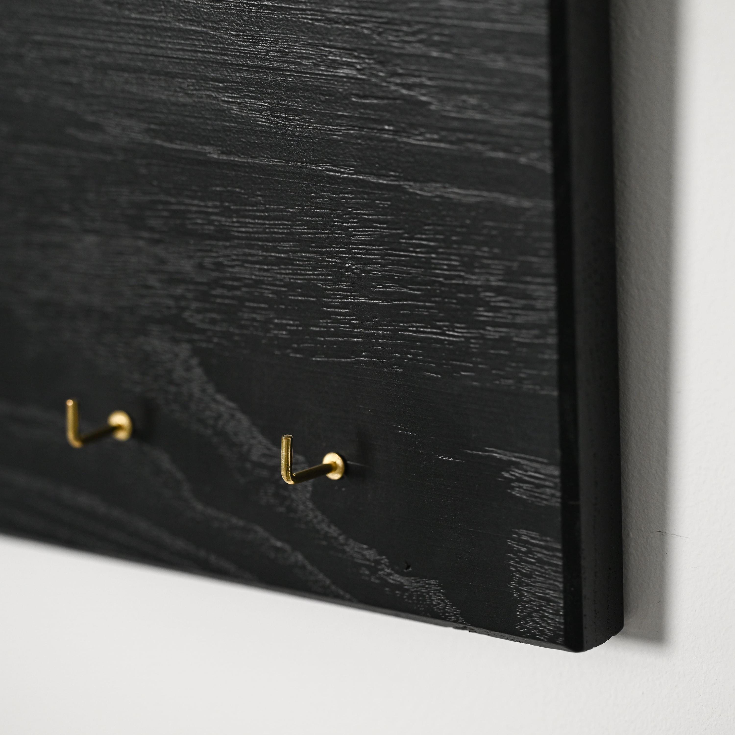 Wooden medal holder v3