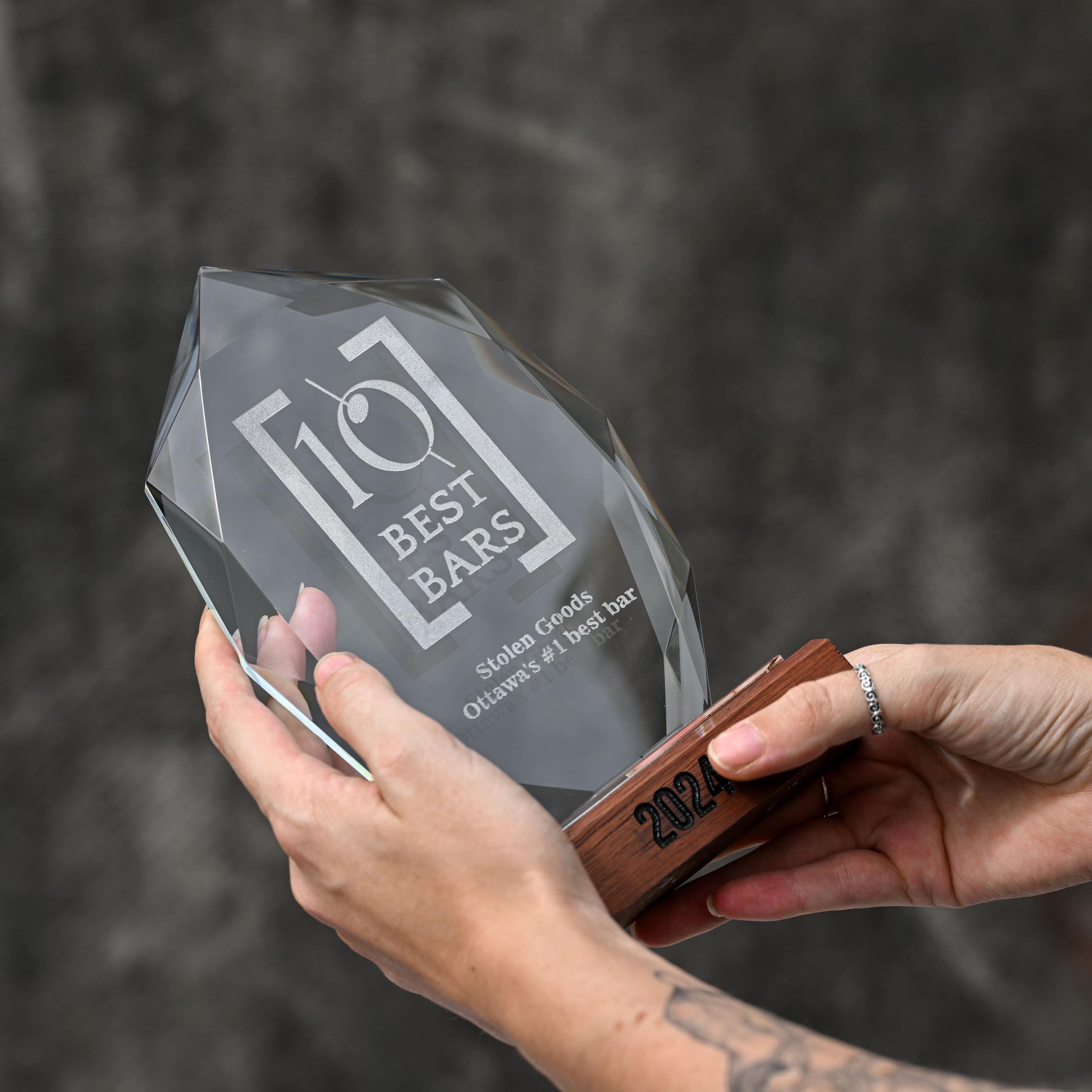 Glass award with wooden base v1