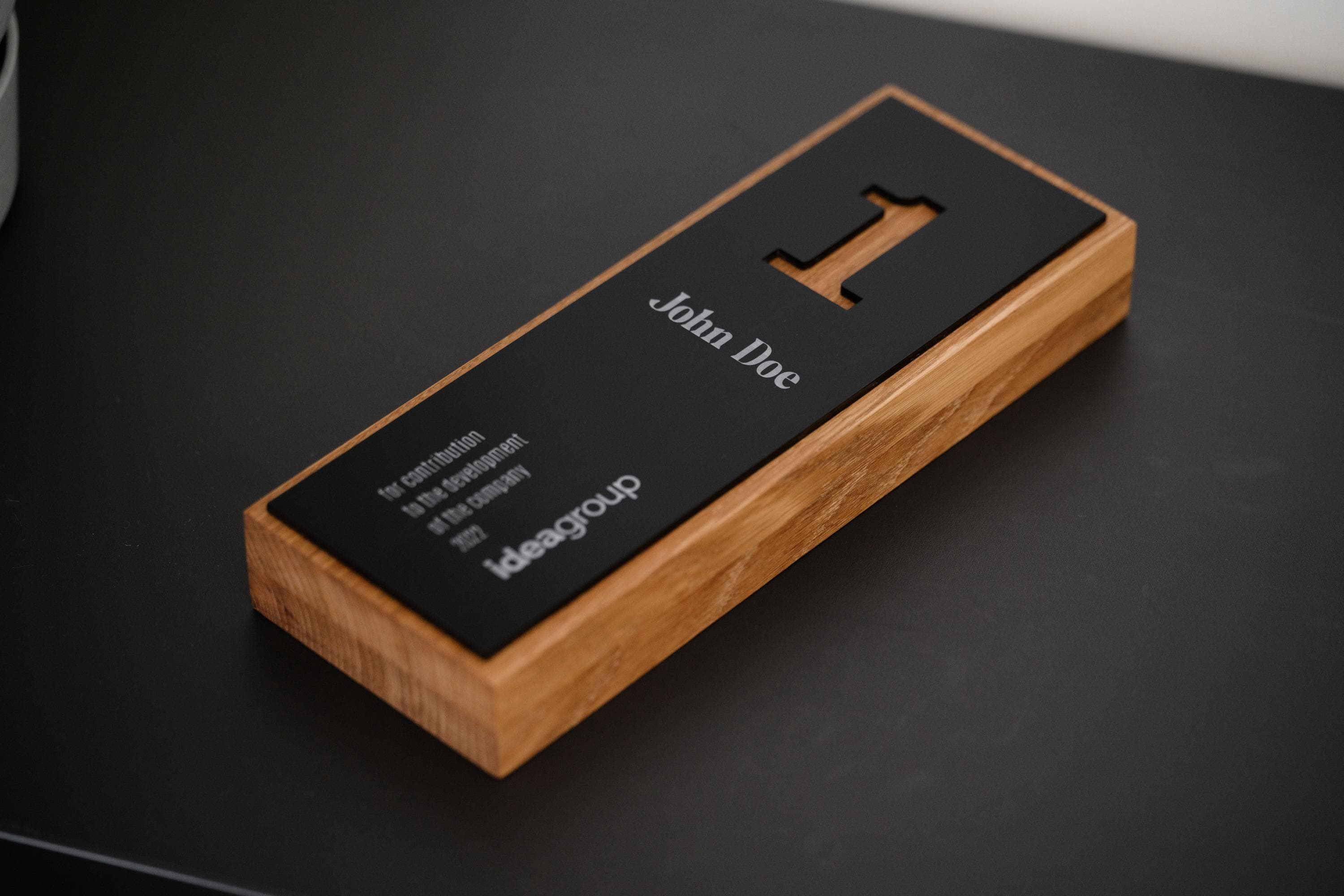 Wooden award with acrylic v7