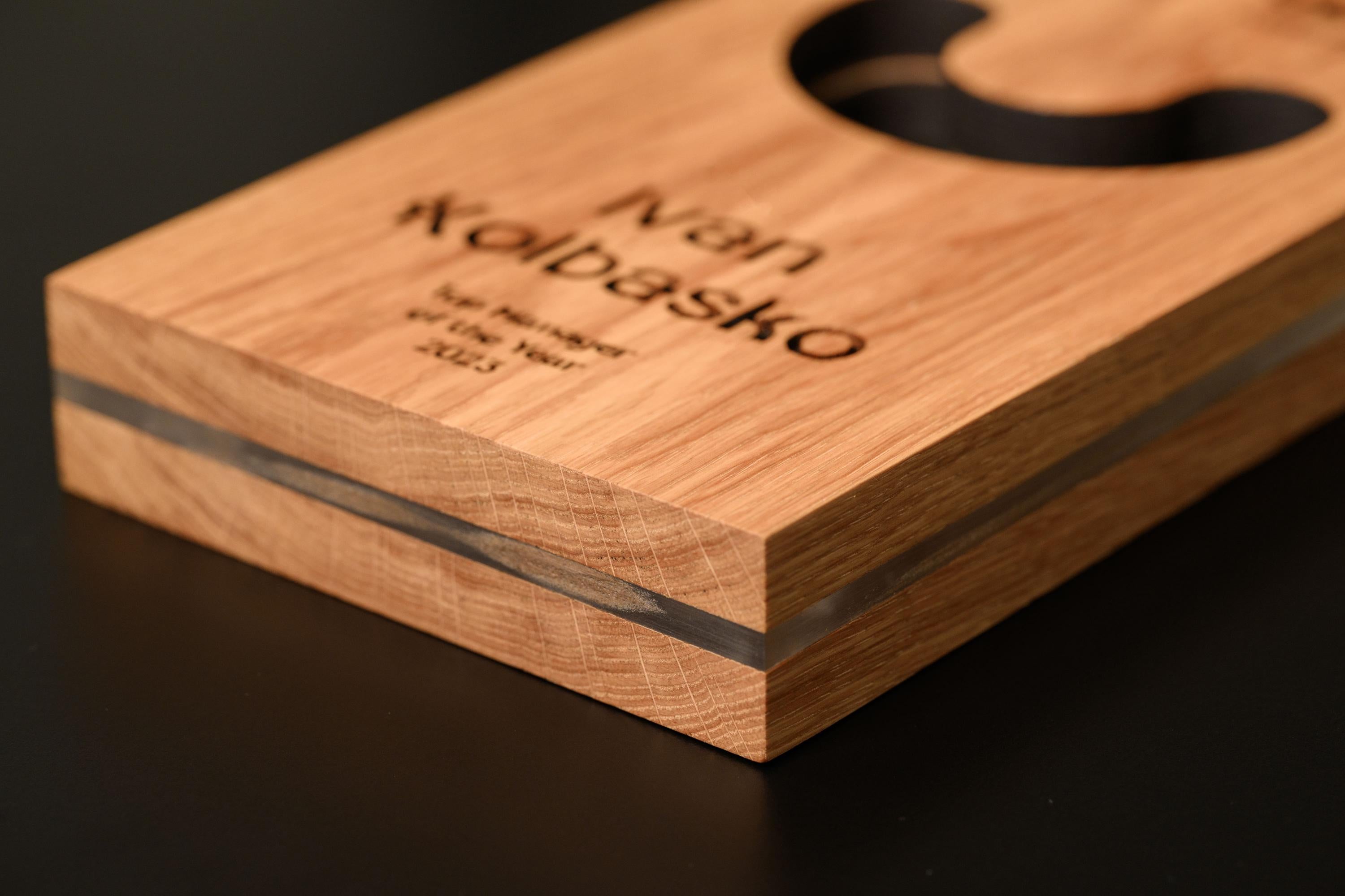 Wooden award with acrylic v8